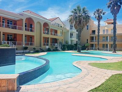 Apartment / Flat For Rent in Somerset West, Somerset West